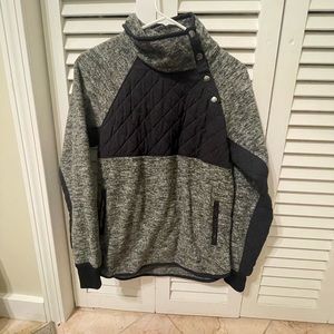 Woman’s Abercrombie and fitch button neck fleece